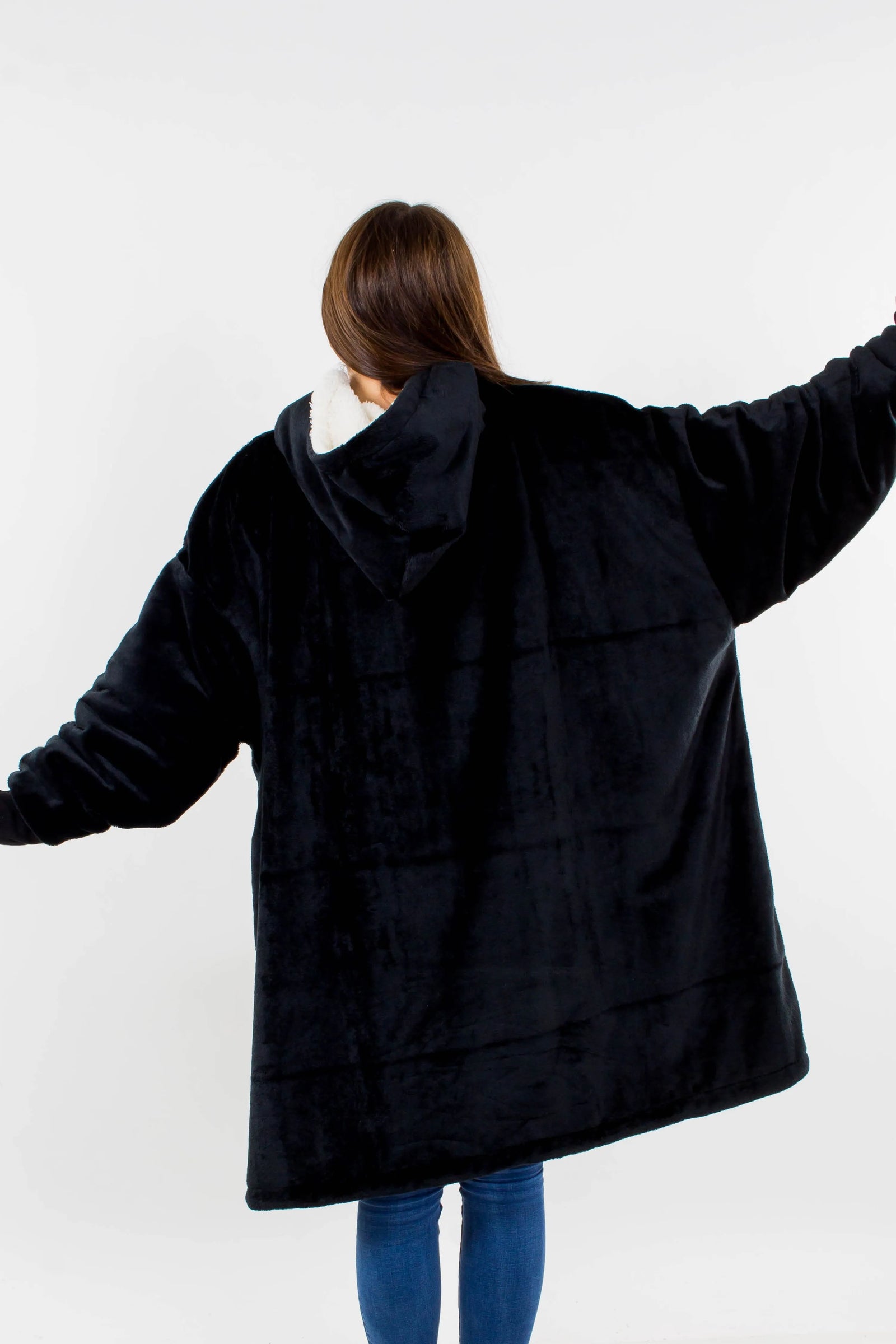Abrigo Oversize - Dolly Negro Unisex